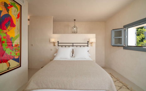 La habitación de la plata superior también con cama doble